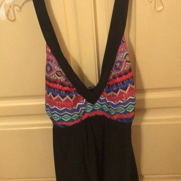 Swimsuit - Picture 2 of 4